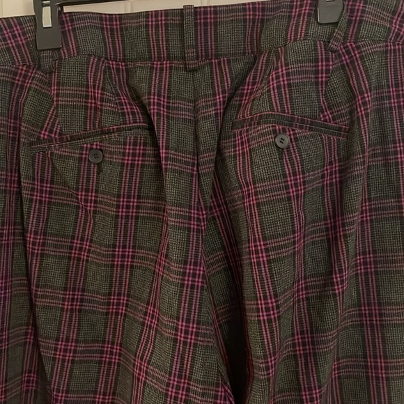Lane‎ Bryant Women’s Slacks  20R plaid gray & purple Zipper expanded waistband . - Picture 8 of 13